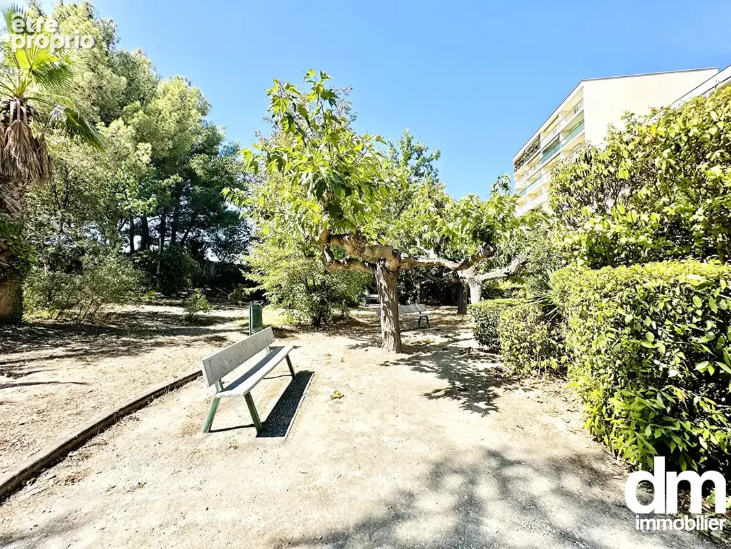 Appartement  5 pièce(s) 123.87 m2 avec terrasses, place de parking privative et cave - photo 4