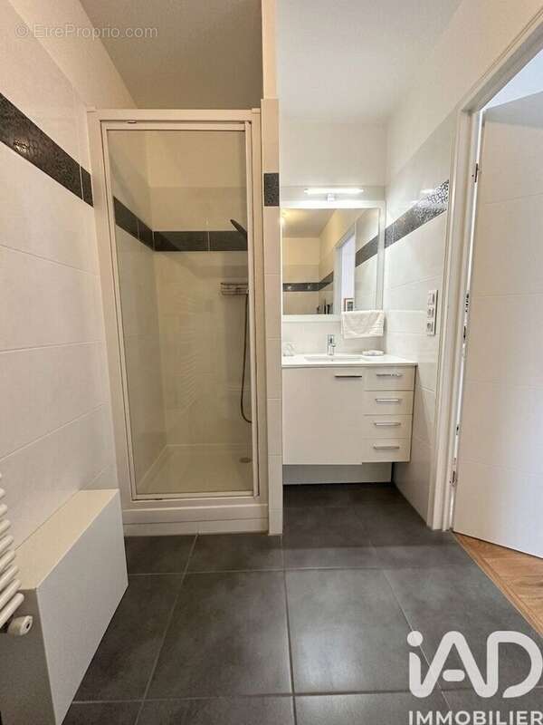 Photo 3 - Appartement à PUTEAUX