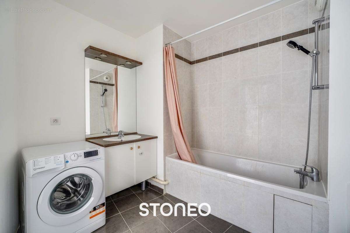 Appartement à ISSY-LES-MOULINEAUX