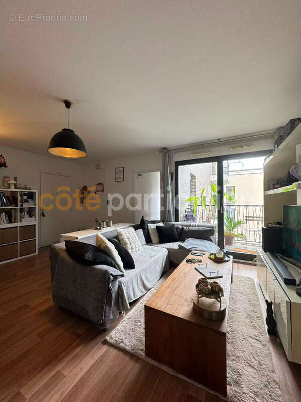 Appartement à AUBERVILLIERS