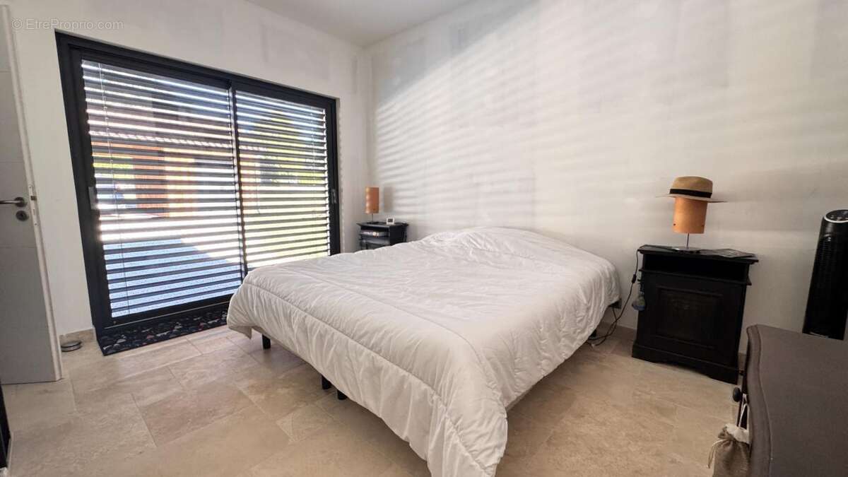 Maison à TOUR-DE-FAURE