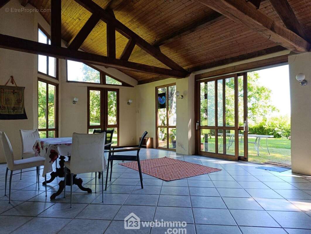 Maison 315 m² à Vic-Fezensac  - photo 13