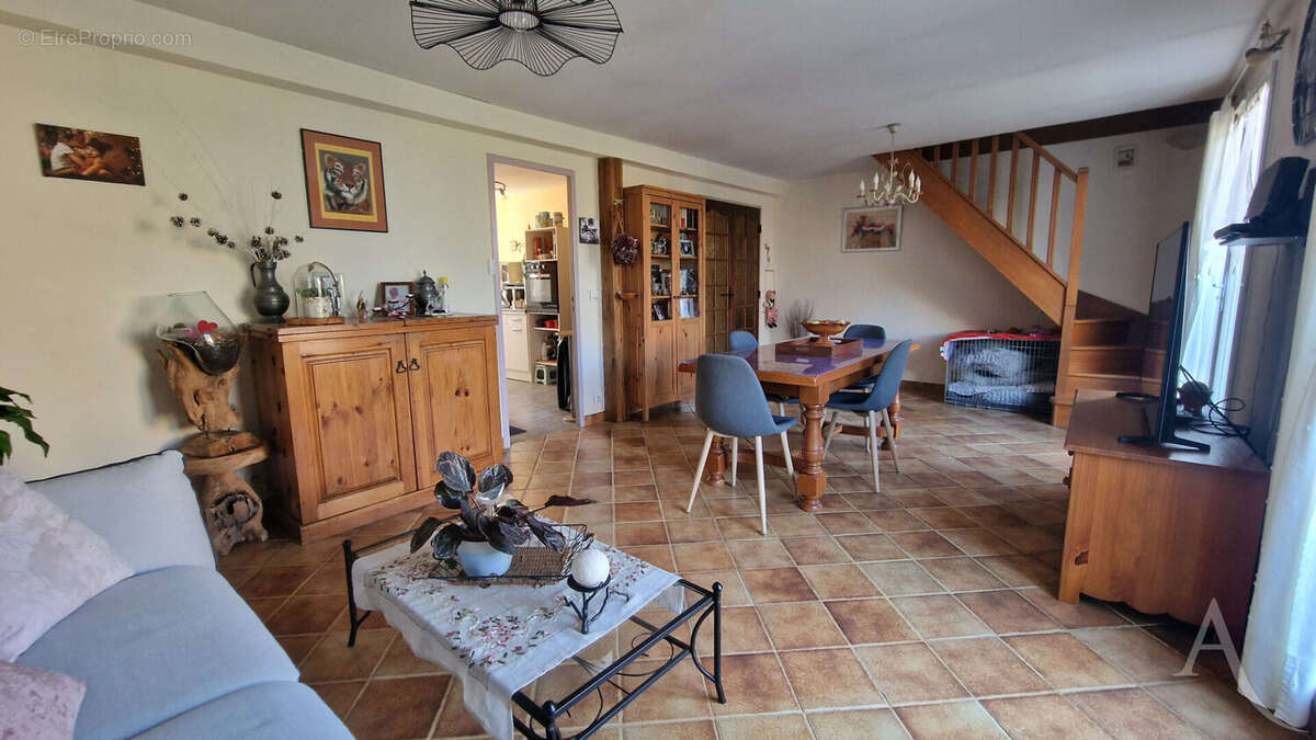 Maison à BUCHELAY
