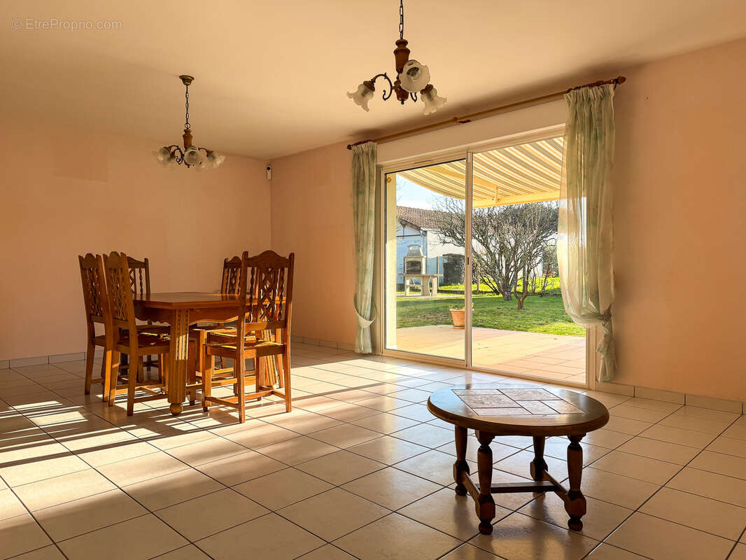 Maison à SAINT-PALAIS-SUR-MER