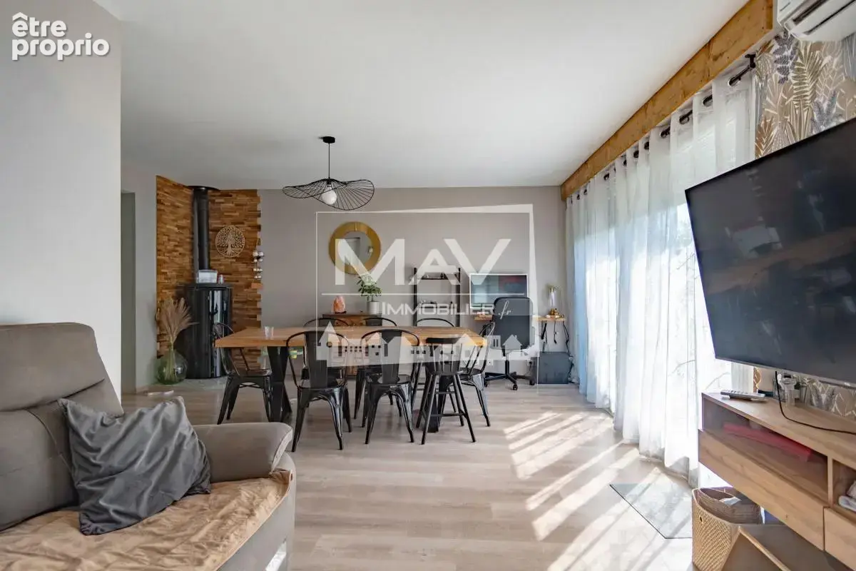 Maison 4 pièces 110 m² à vendre à Roncq (59223) - photo 3
