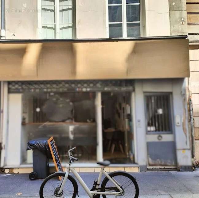 Commerce à PARIS-3E