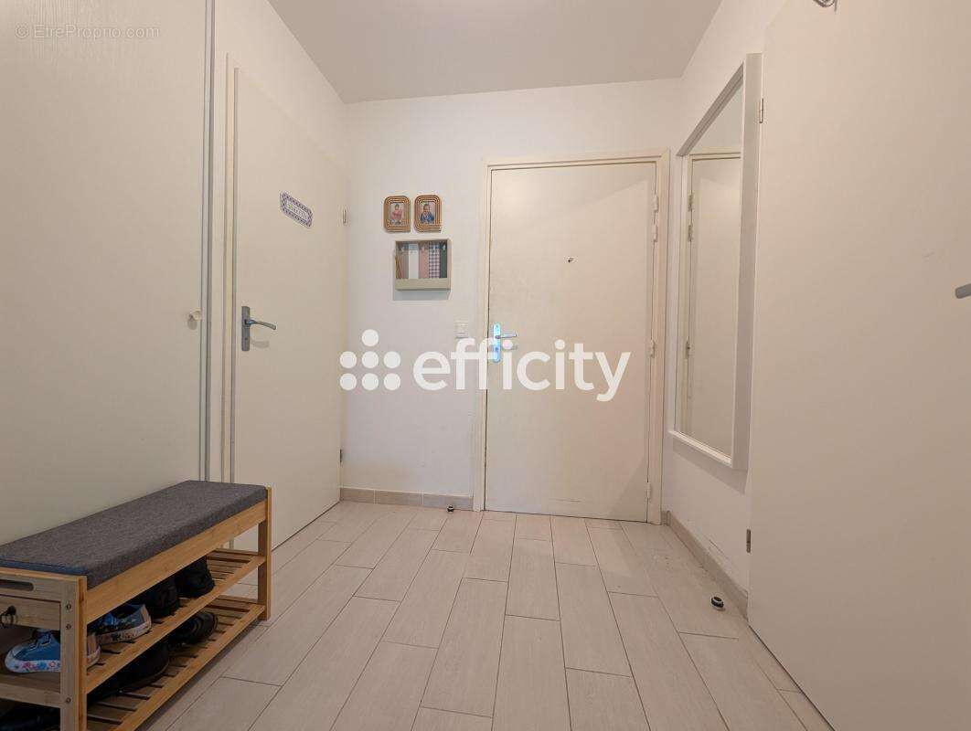 Appartement à ENGHIEN-LES-BAINS