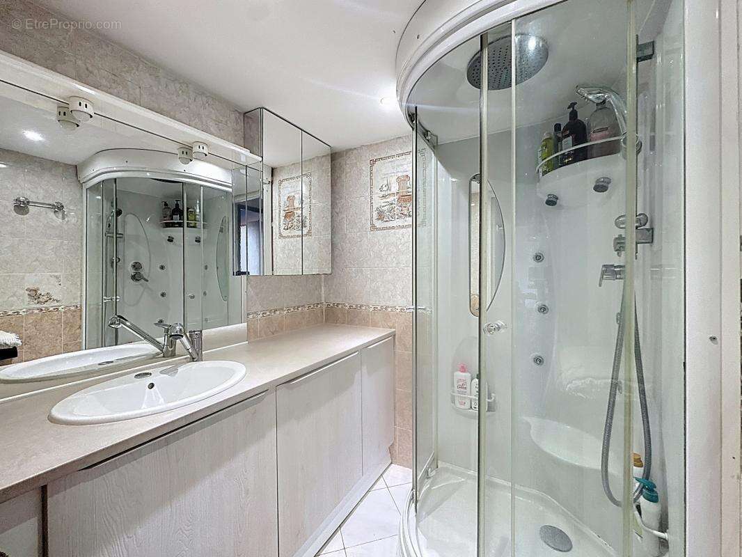 Appartement à CAGNES-SUR-MER