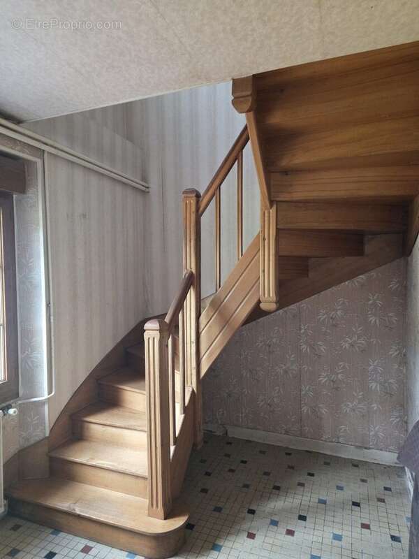 Maison à MORTREE