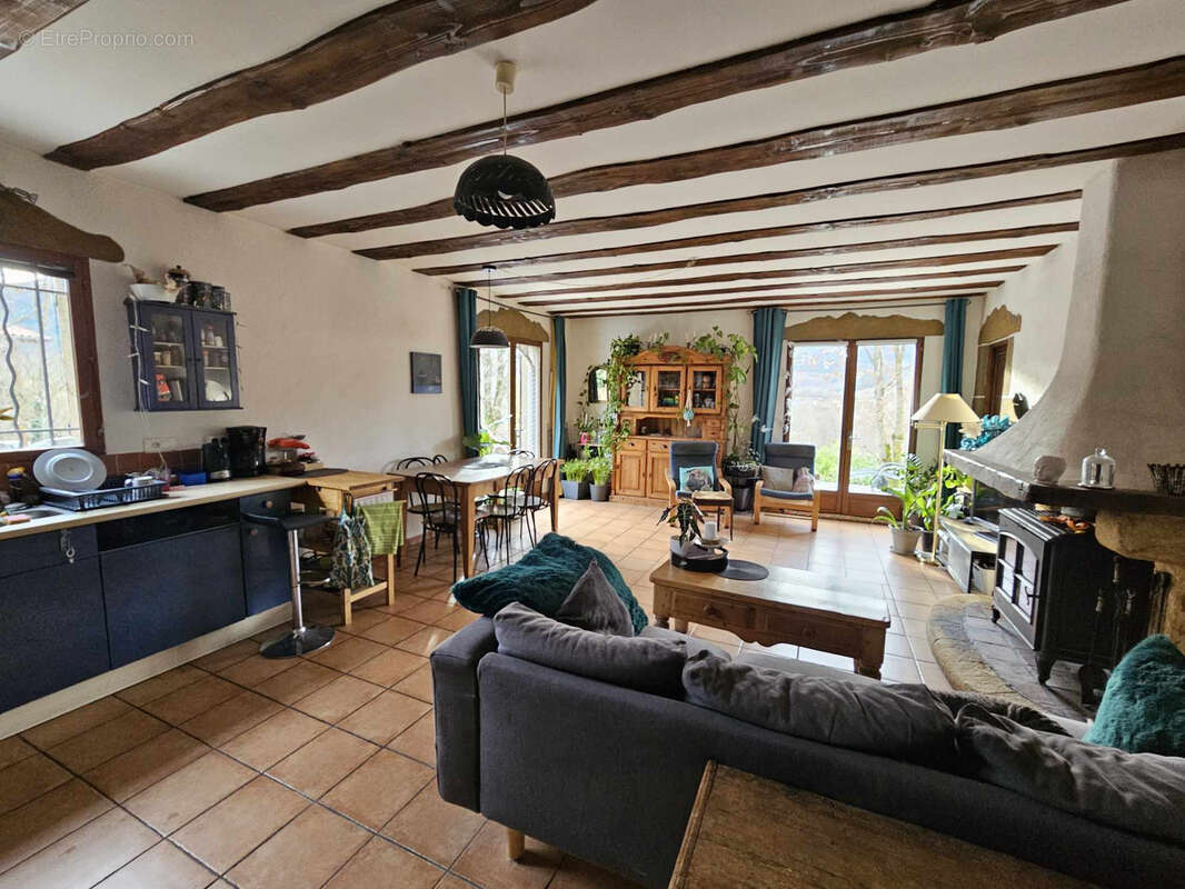 Maison à LUC-EN-DIOIS