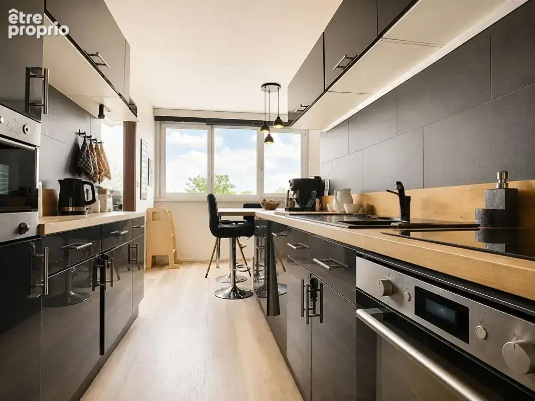 Vente T4 90m2 BORDEAUX (33000) - photo 2