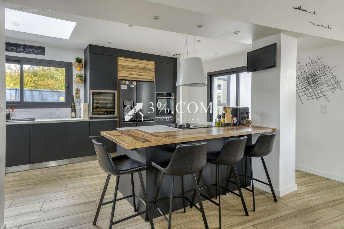 Maison à LA CHAPELLE-SUR-ERDRE