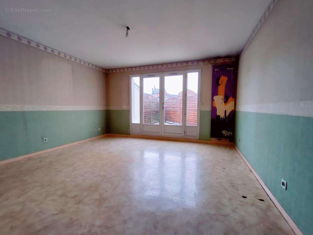 Maison T3 70m² - Saint-Just-en-Chaussée - 7670.1.5.5 - photo 4