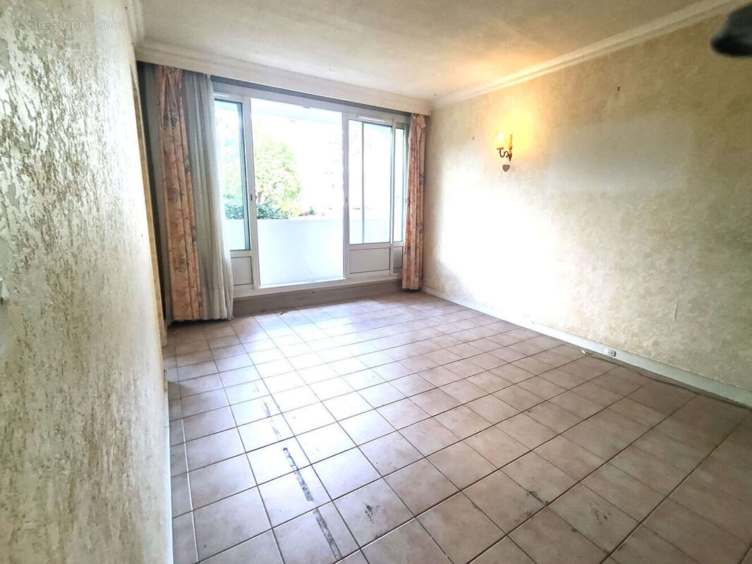 Appartement à CARRIERES-SUR-SEINE