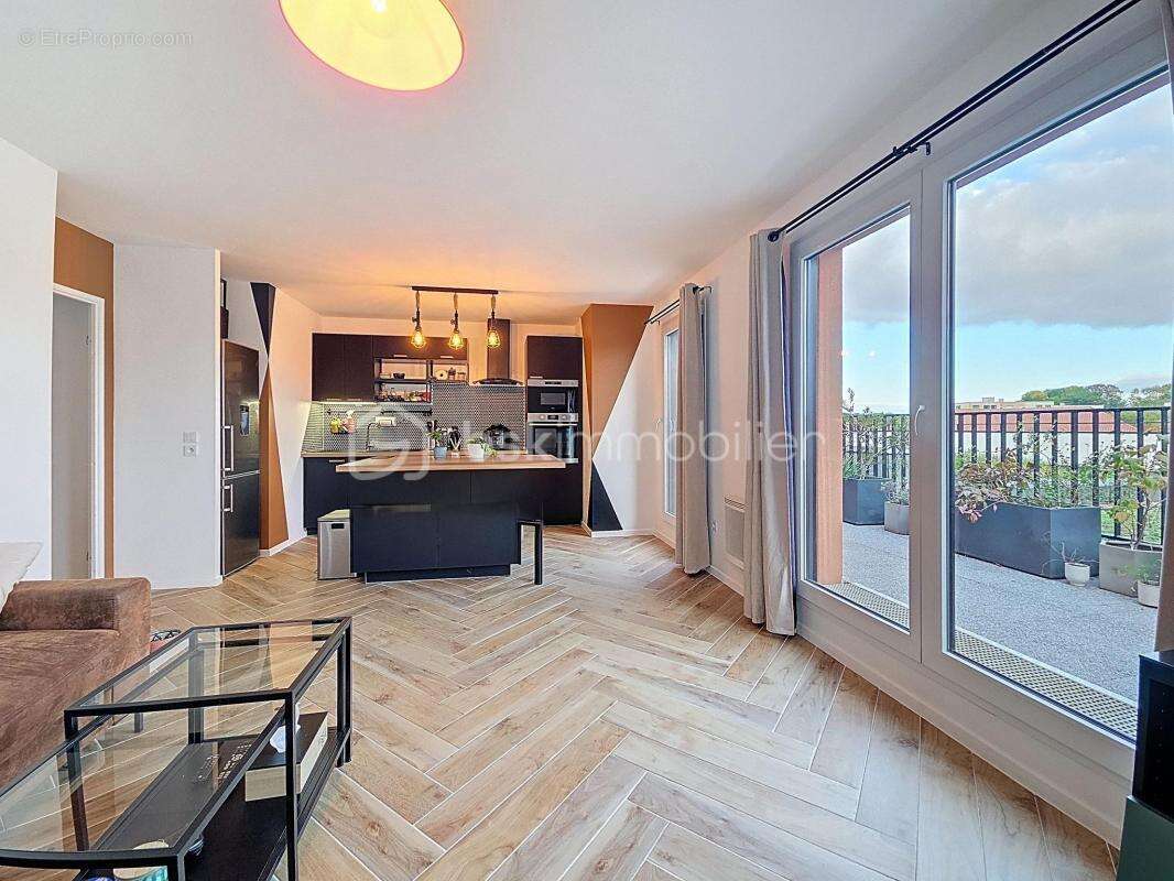 Appartement à ROISSY-EN-BRIE