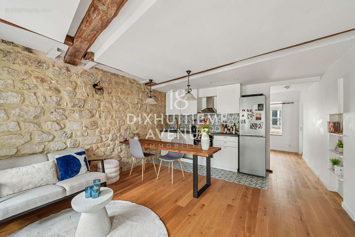 Appartement à PARIS-18E