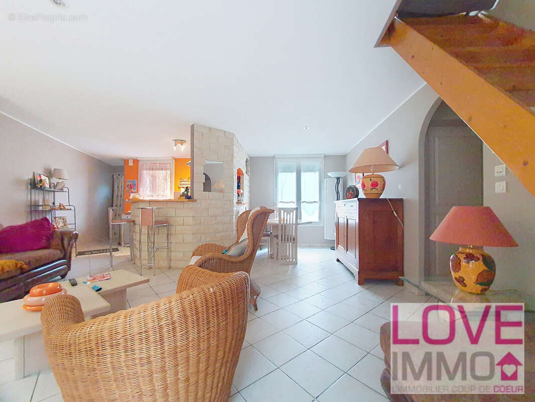 Maison à BOURGOIN-JALLIEU