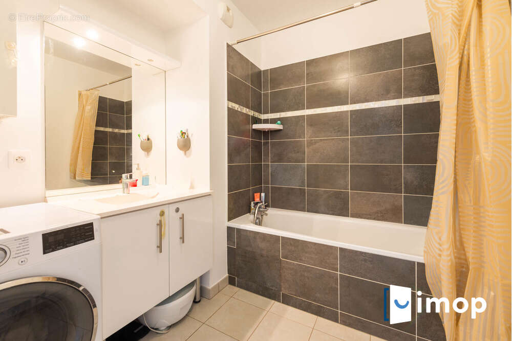 Appartement à COLOMBES