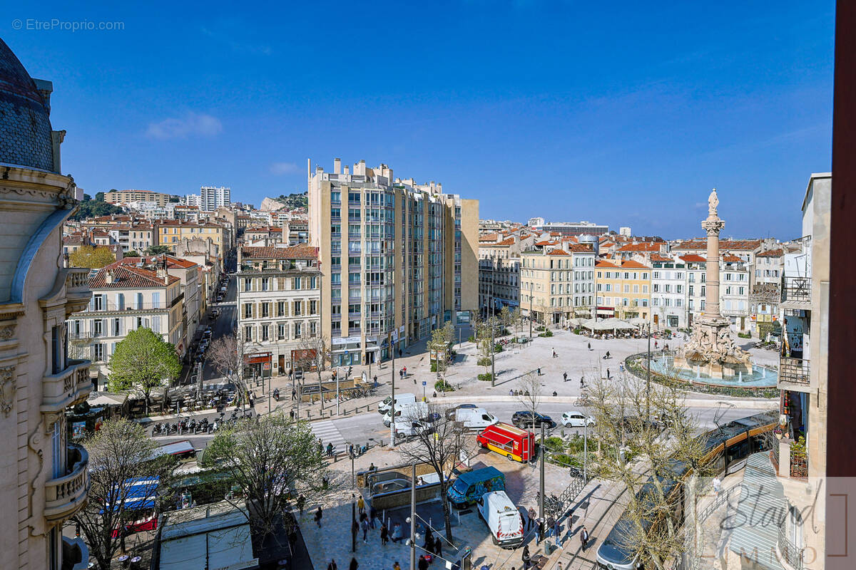 Appartement à MARSEILLE-6E
