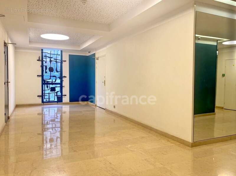Appartement à PARIS-20E