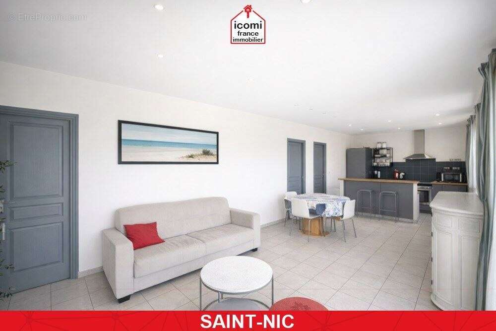 Maison à SAINT-NIC