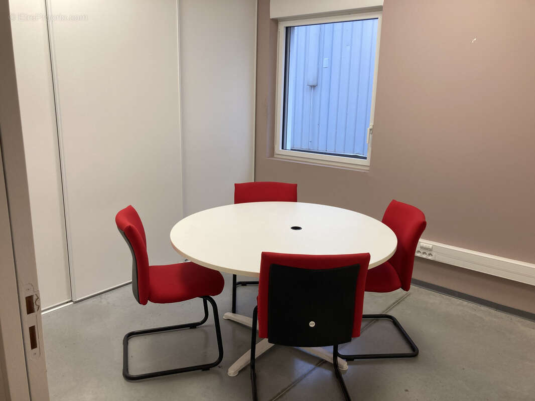 Commerce à MONTELIMAR