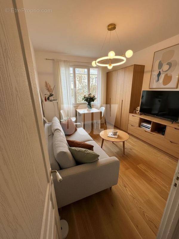 Appartement à ISSY-LES-MOULINEAUX