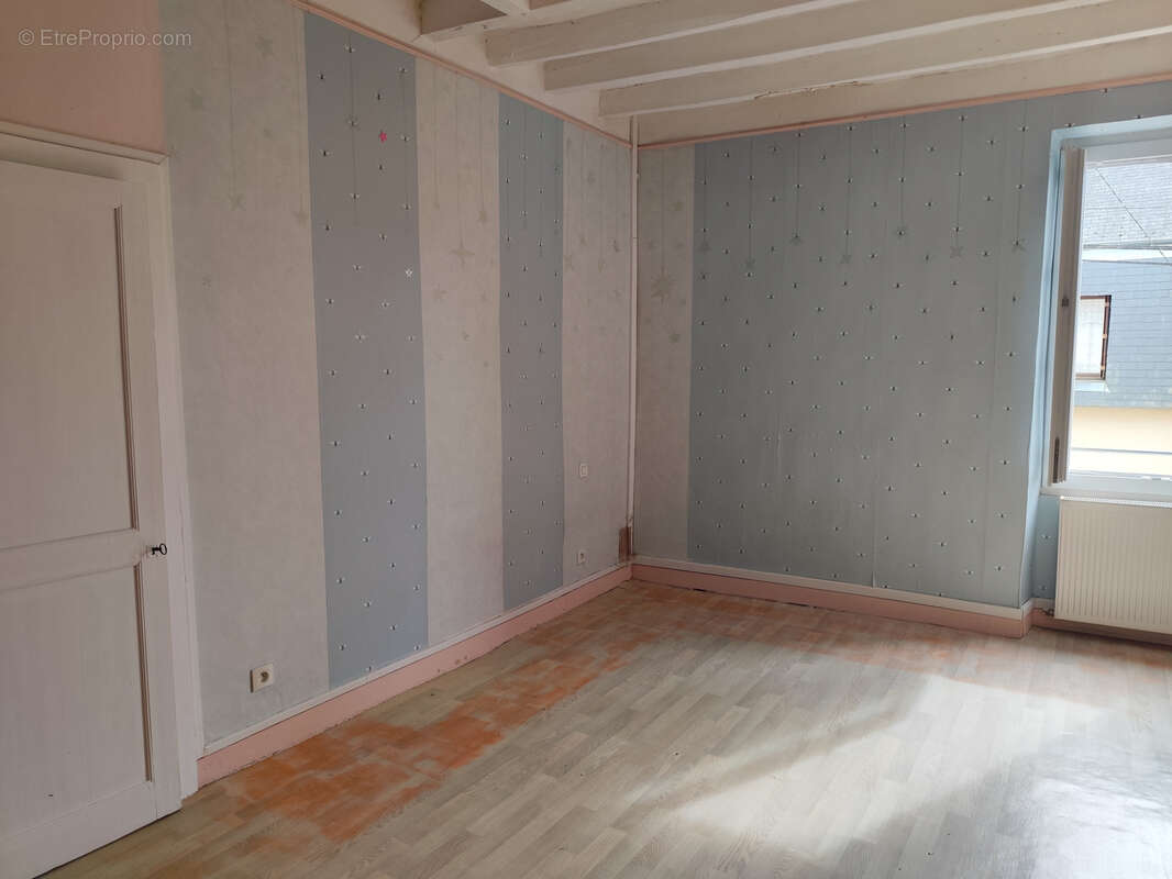 Maison à SABLE-SUR-SARTHE