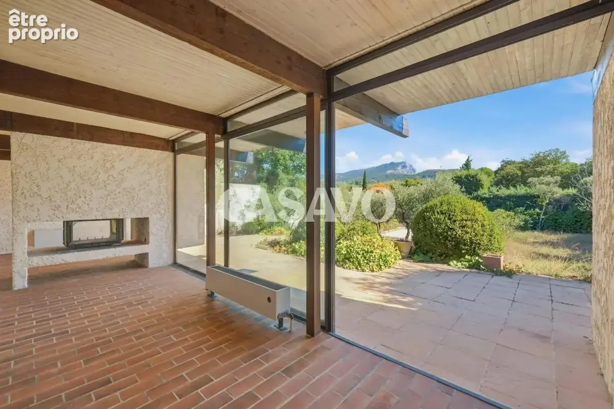 Vente Maison 5 pièces de 192m² - 13100 Saint-Marc-Jaumegarde - photo 5