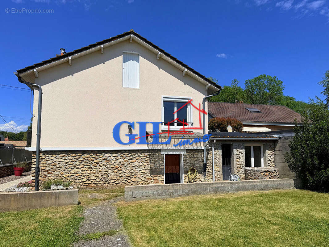 Maison à CESSON