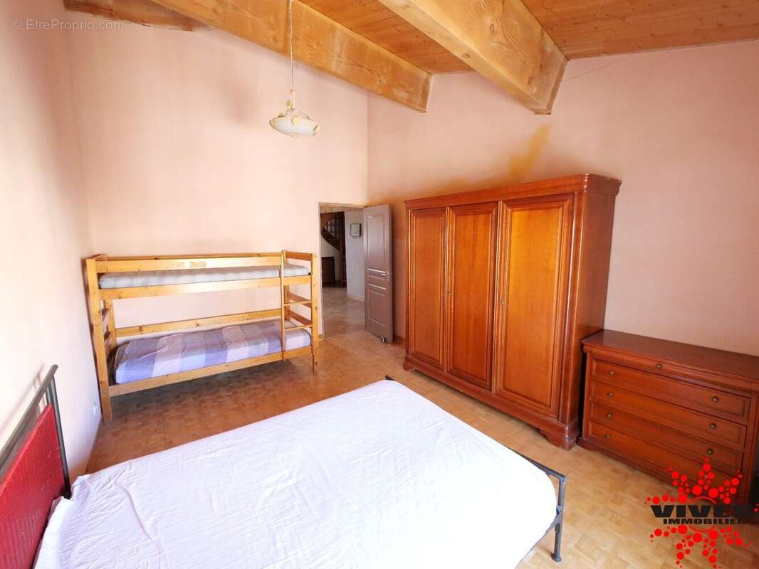 Maison à NISSAN-LEZ-ENSERUNE