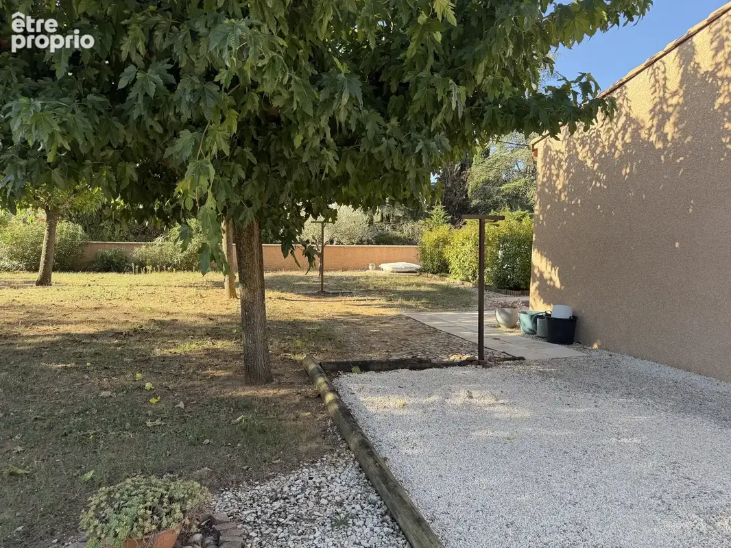 Jolie plain-pied sur 1500m2 de terrain proche ST QUENTIN LA POTERIE - photo 4