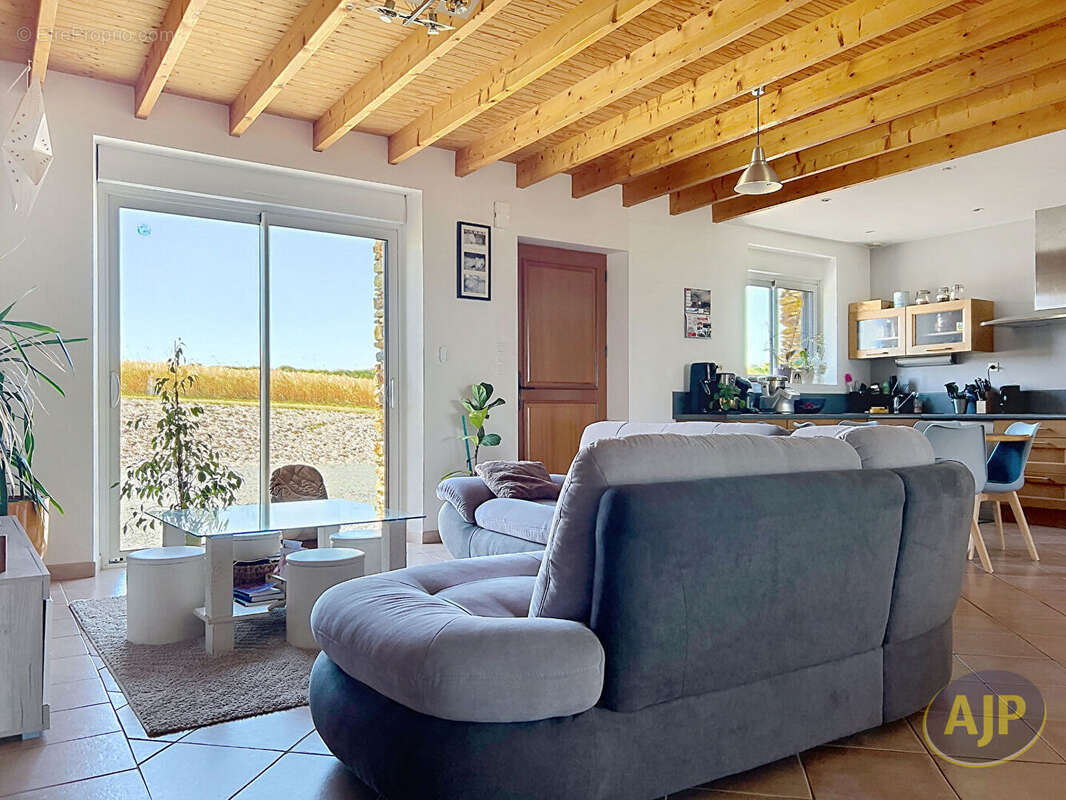 Maison 176 m² à Armaille  - photo 3