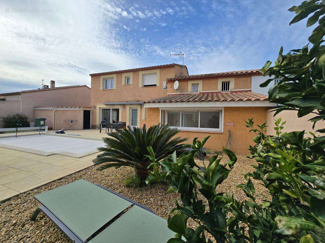 Maison à SAINT-CYPRIEN