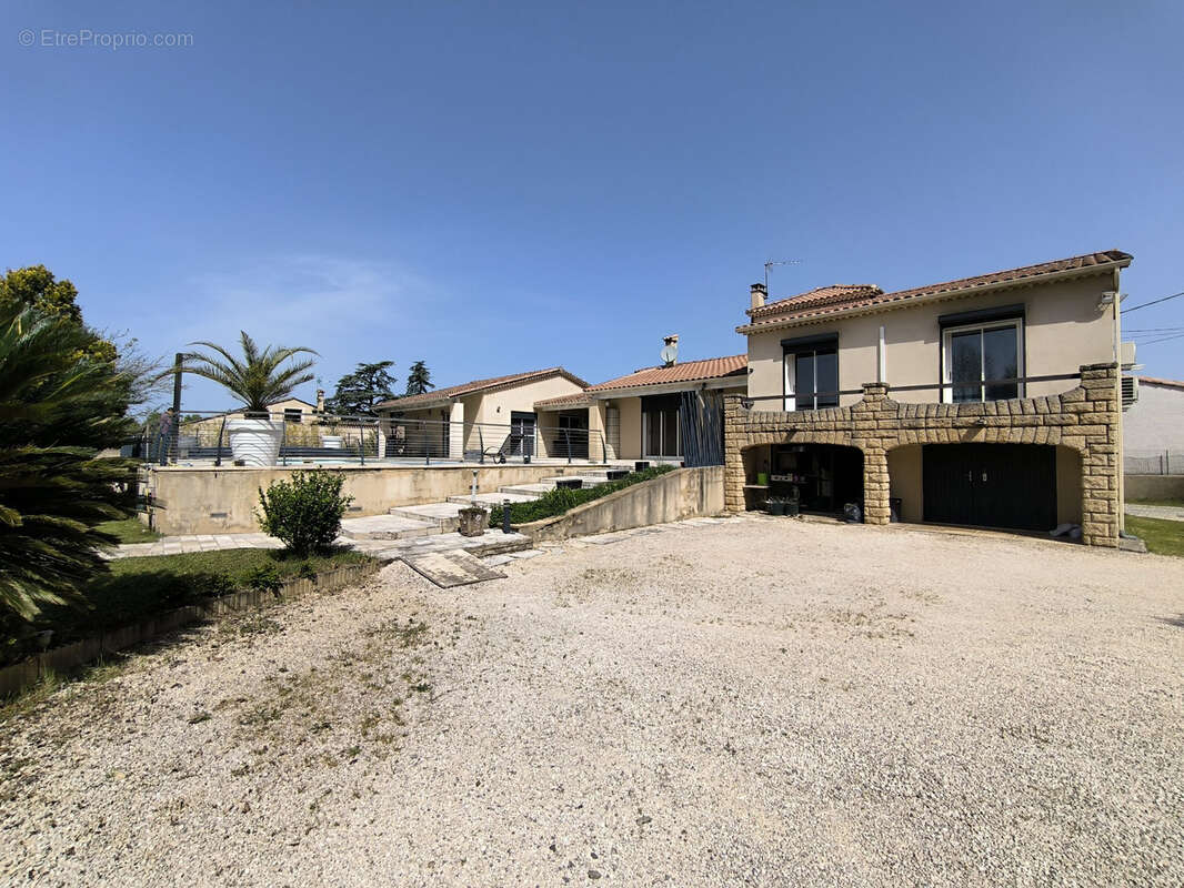 Maison à RIBAUTE-LES-TAVERNES