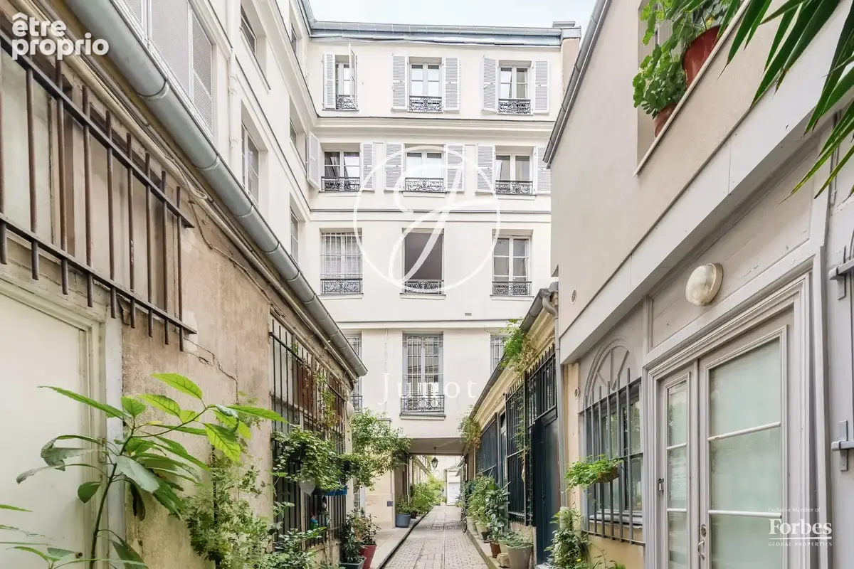 Lisière Paris 2e / Paris 10e - SENTIER / MONTORGUEIL / RUE DES JEÛNEURS - Appartement - 3 pièces - 87,53m² Carrez - 89,32m² au s - photo 2