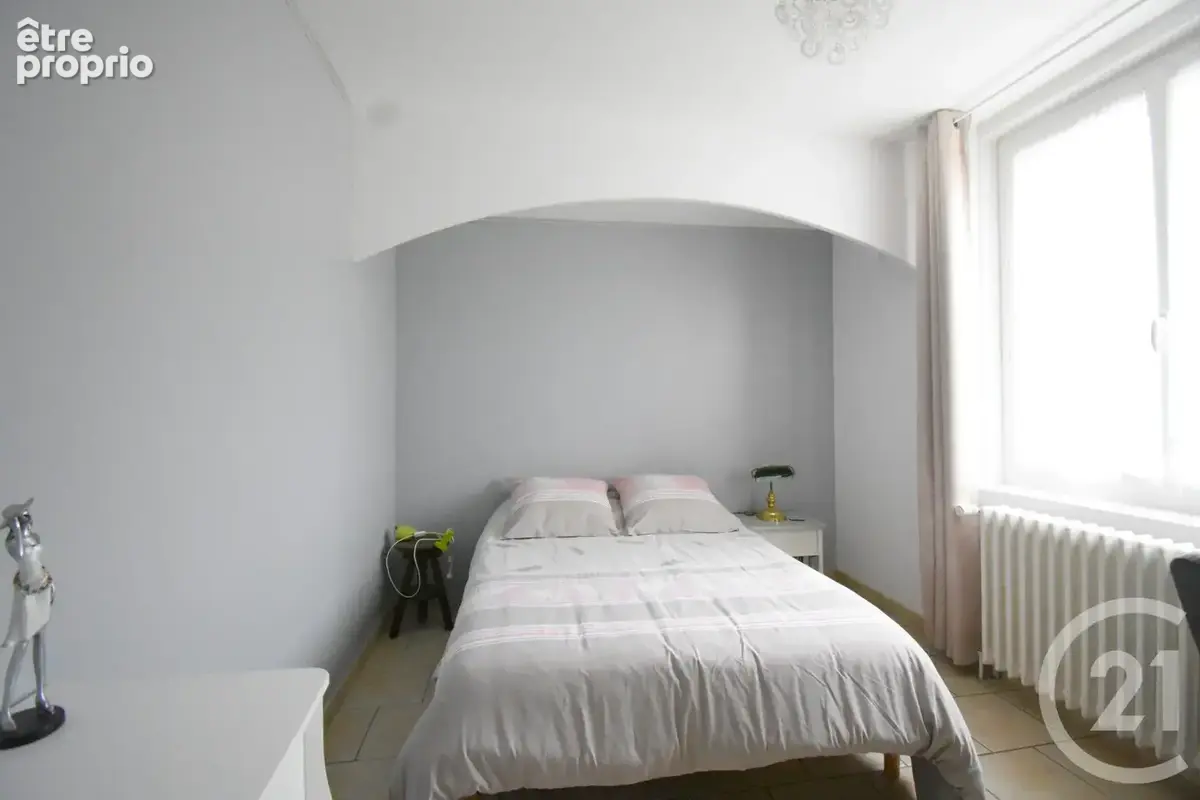 Maison 9 pièces 272 m² à vendre à Vendat (03110) - photo 6