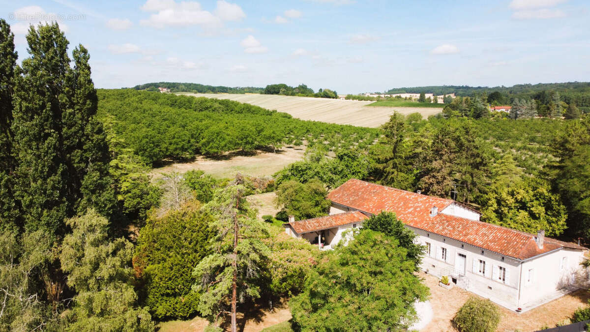 Maison à SAINT-MARTIAL