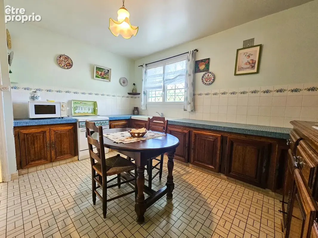 Saint-Philippe-du-Seignal : Maison familiale avec piscine sur parc arboré - photo 11