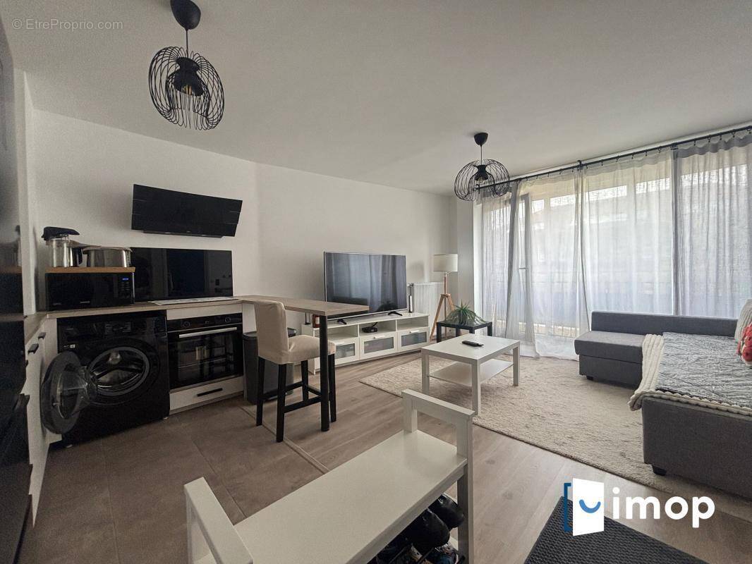 Appartement à CHESSY