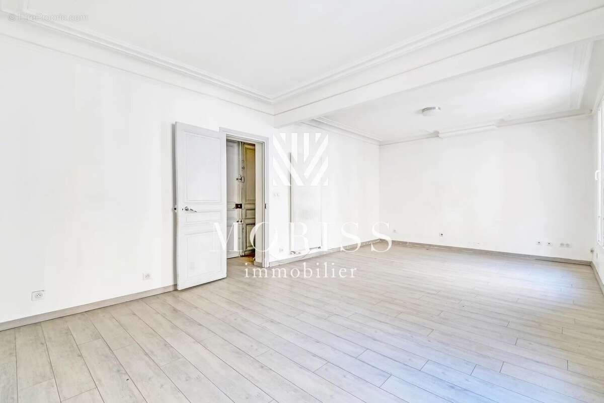 Appartement à BOIS-COLOMBES