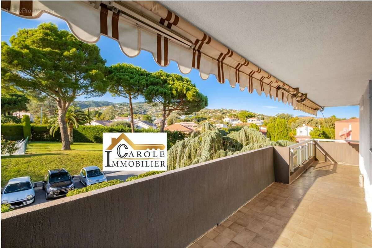 Appartement à MANDELIEU-LA-NAPOULE