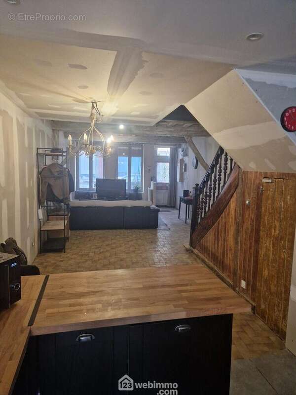 La salle à manger ouverte sur ... - Maison à LIESSE-NOTRE-DAME