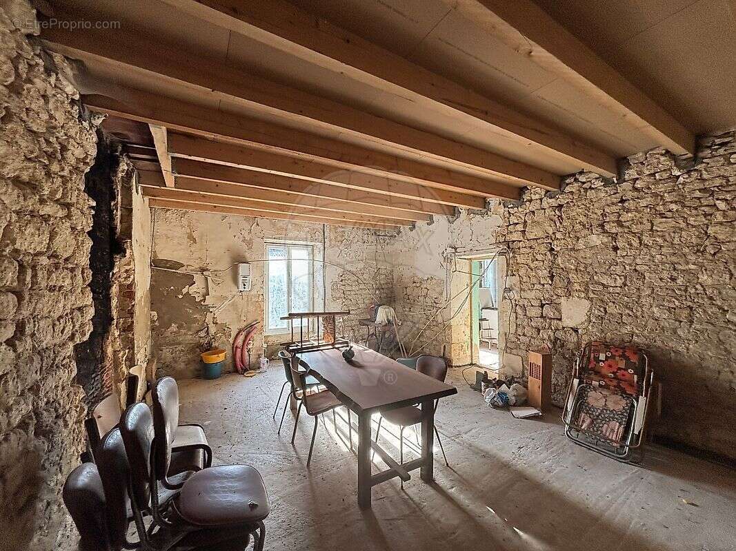 Maison à NIEULLE-SUR-SEUDRE