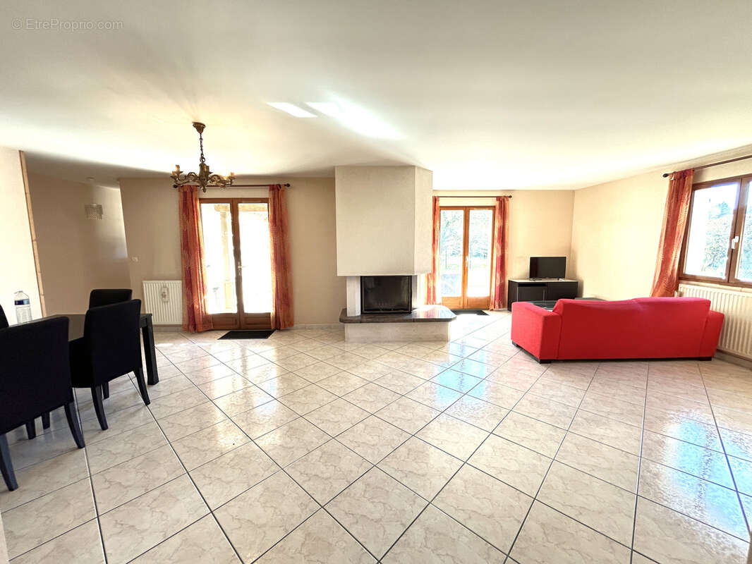 Maison à BELIN-BELIET