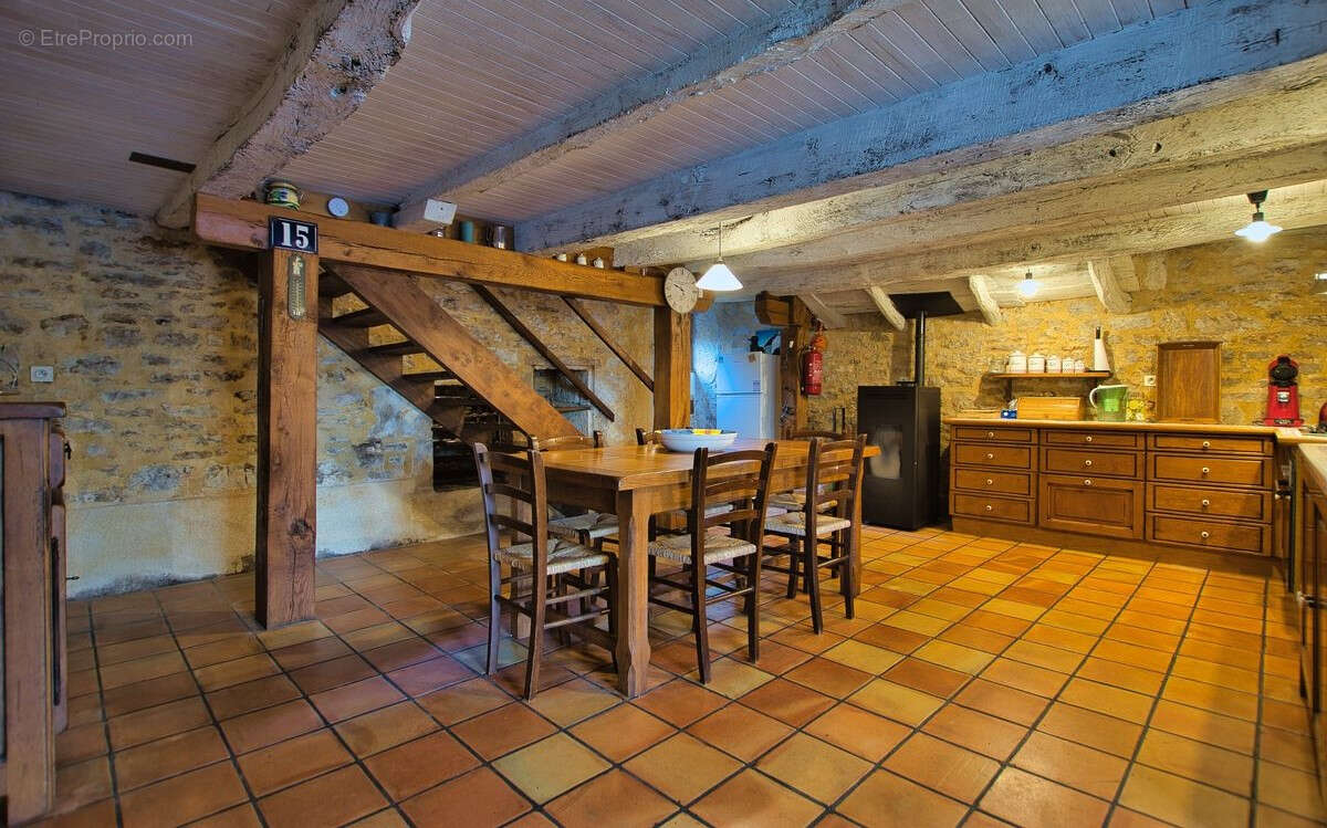 Maison à QUISSAC