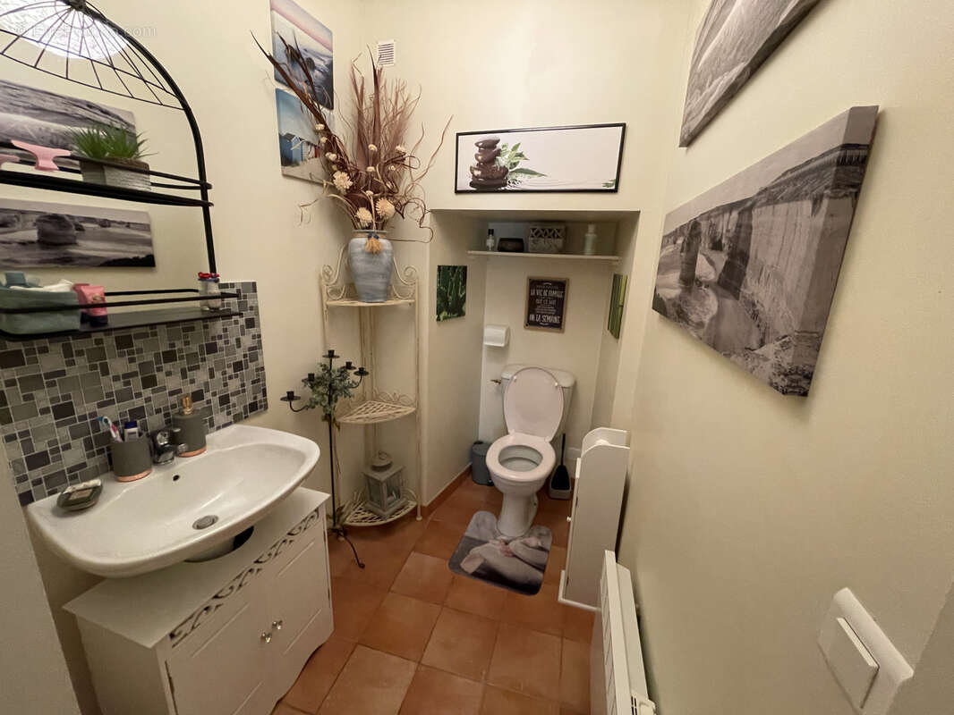 Maison à VILLARDONNEL