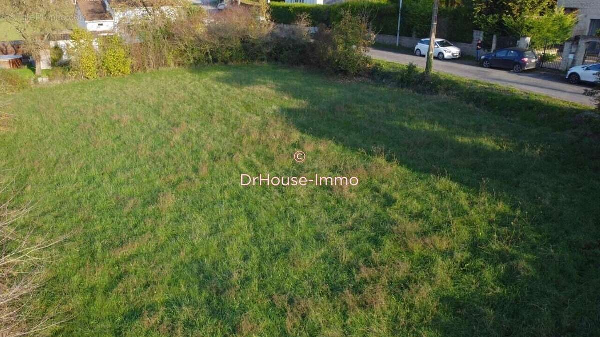 Terrain à CHATELLERAULT