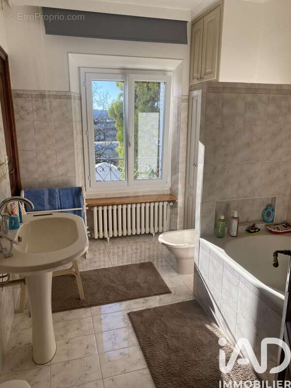 Photo 6 - Maison à BURES-SUR-YVETTE