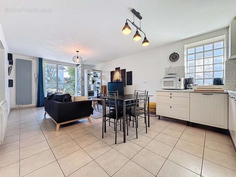 Appartement à CHAPONOST